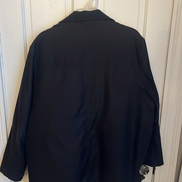 Ralph Lauren lined trench coat. - Picture 4 of 4